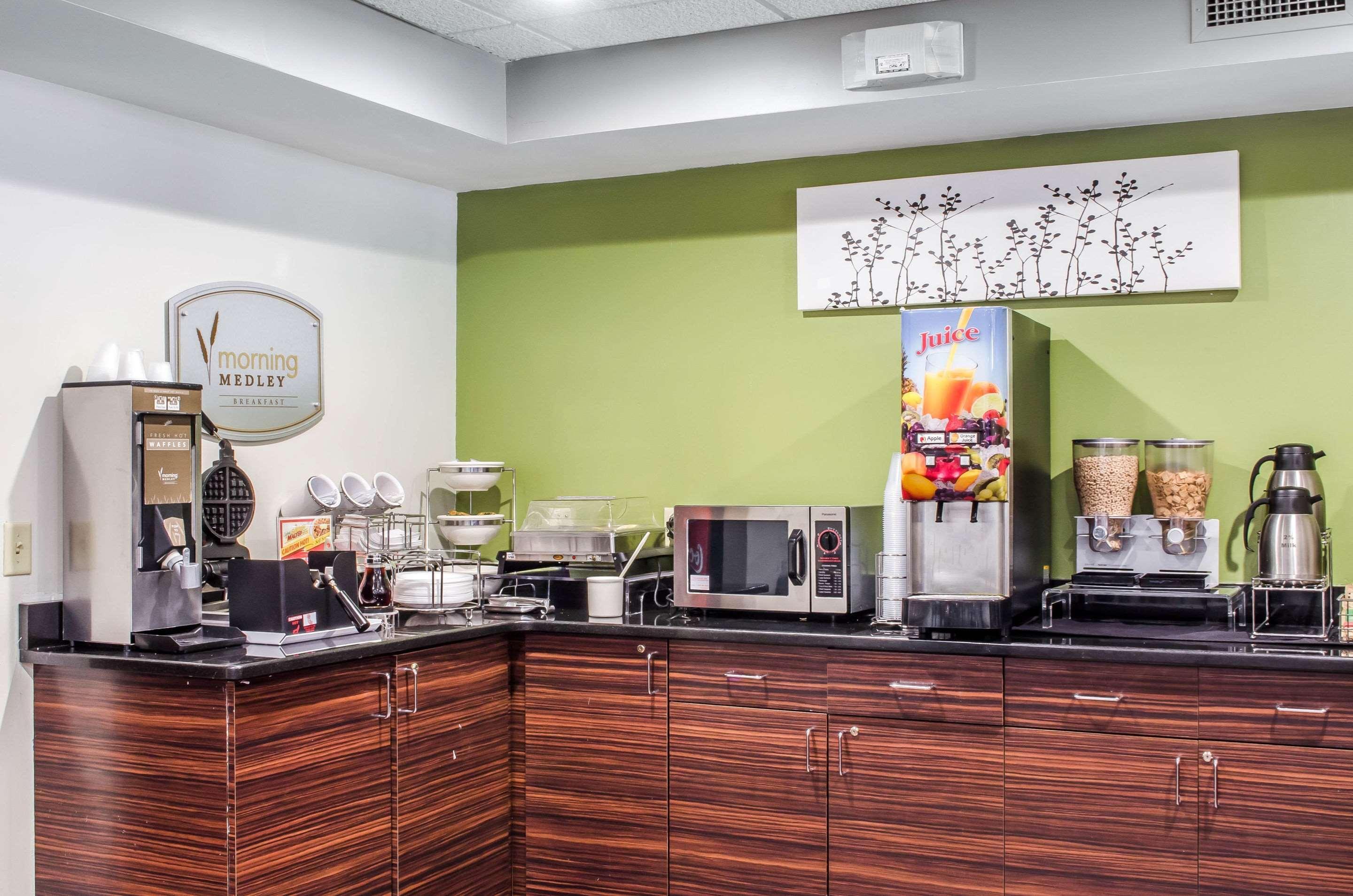 בנסאלם Sleep Inn & Suites מראה חיצוני תמונה